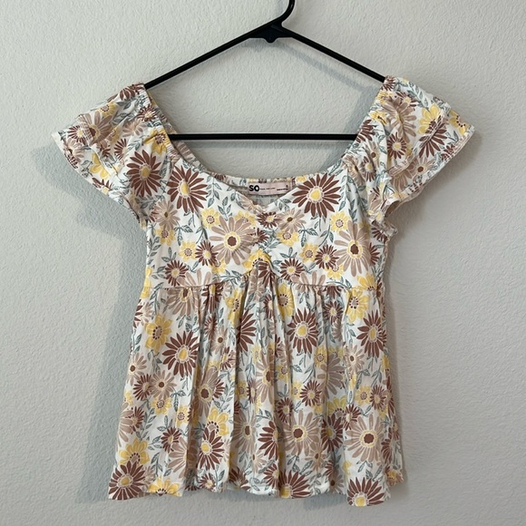 SO Tops - SO Jr Girls Floral Top -  S